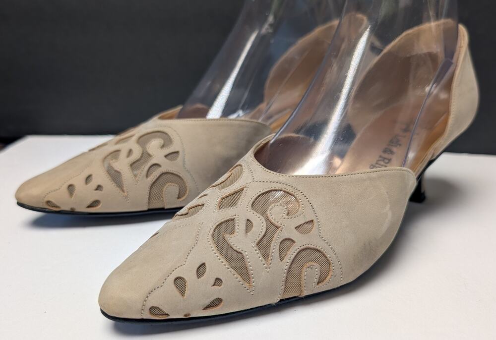 Vtg Left & Right Suede Heels Women's Size 8.5B 2" Pointed Toe Cut Outs Pumps GC